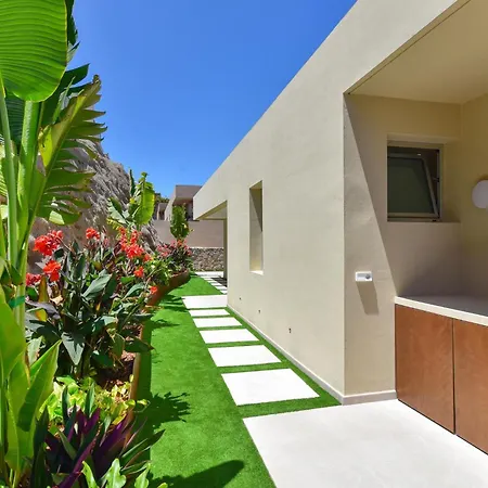 Kaiman 18 By Villagrancanaria