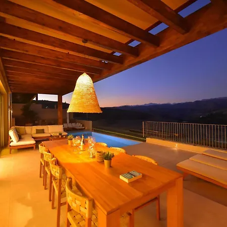 Kaiman 18 By Villagrancanaria *